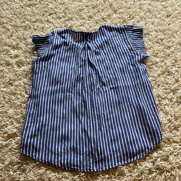 CROFT & BARROW/LIZ CLAIBORNE tops - Picture 4 of 10